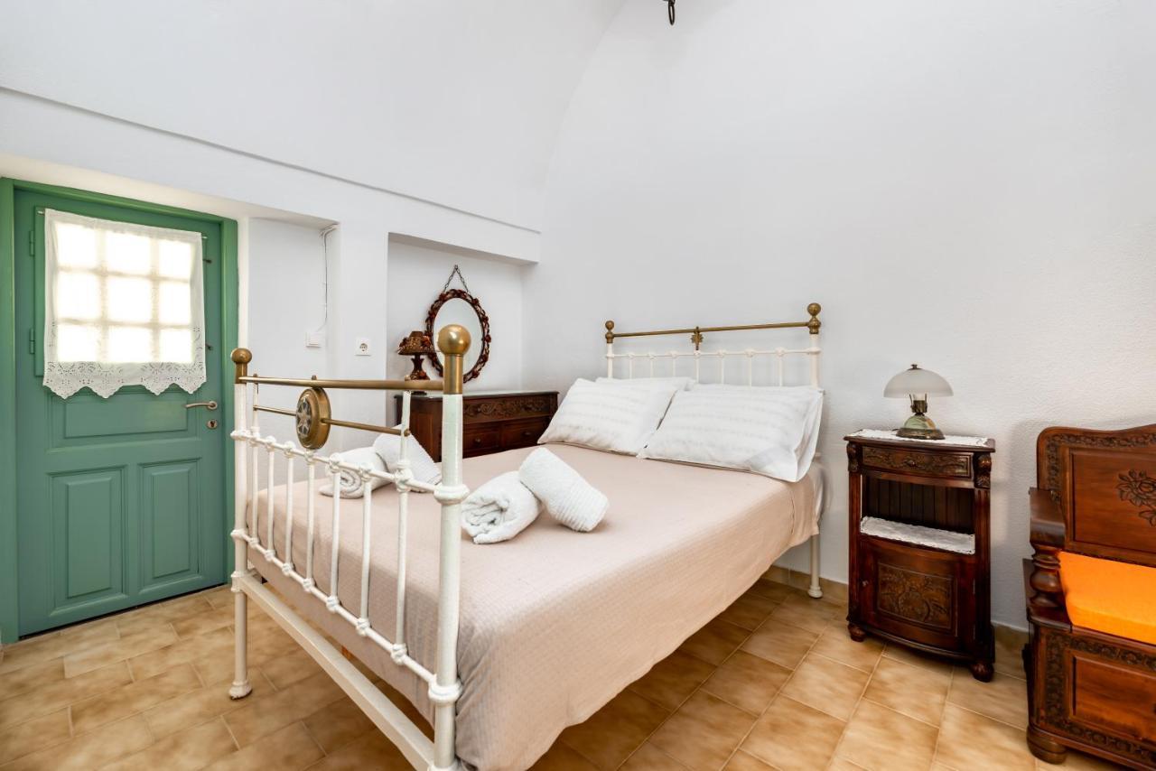 Authentic Santorinian Home Experience 산토리니 외부 사진